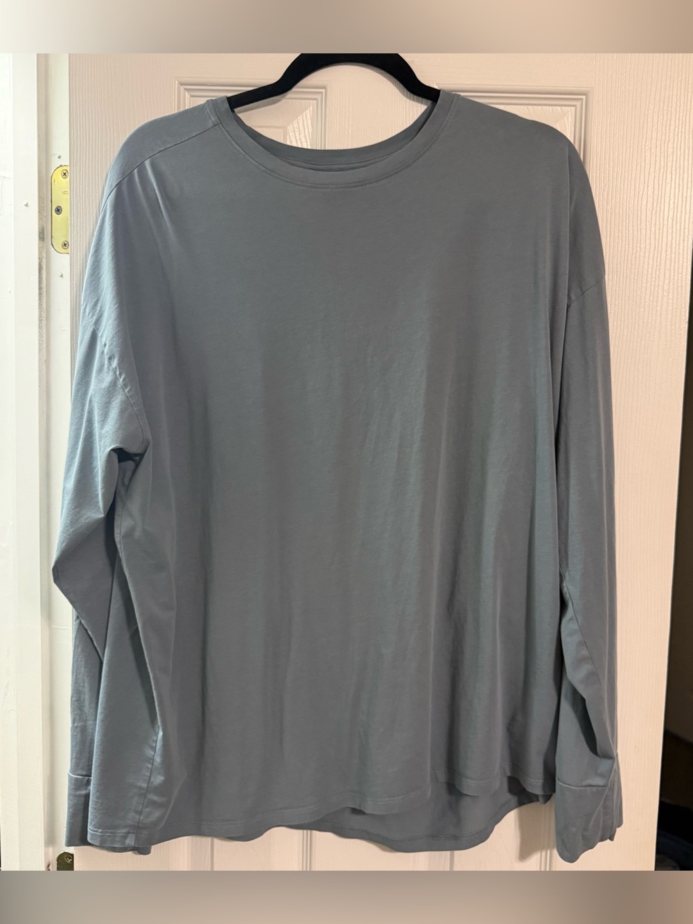 Vuori Long Sleeve Feather Tee